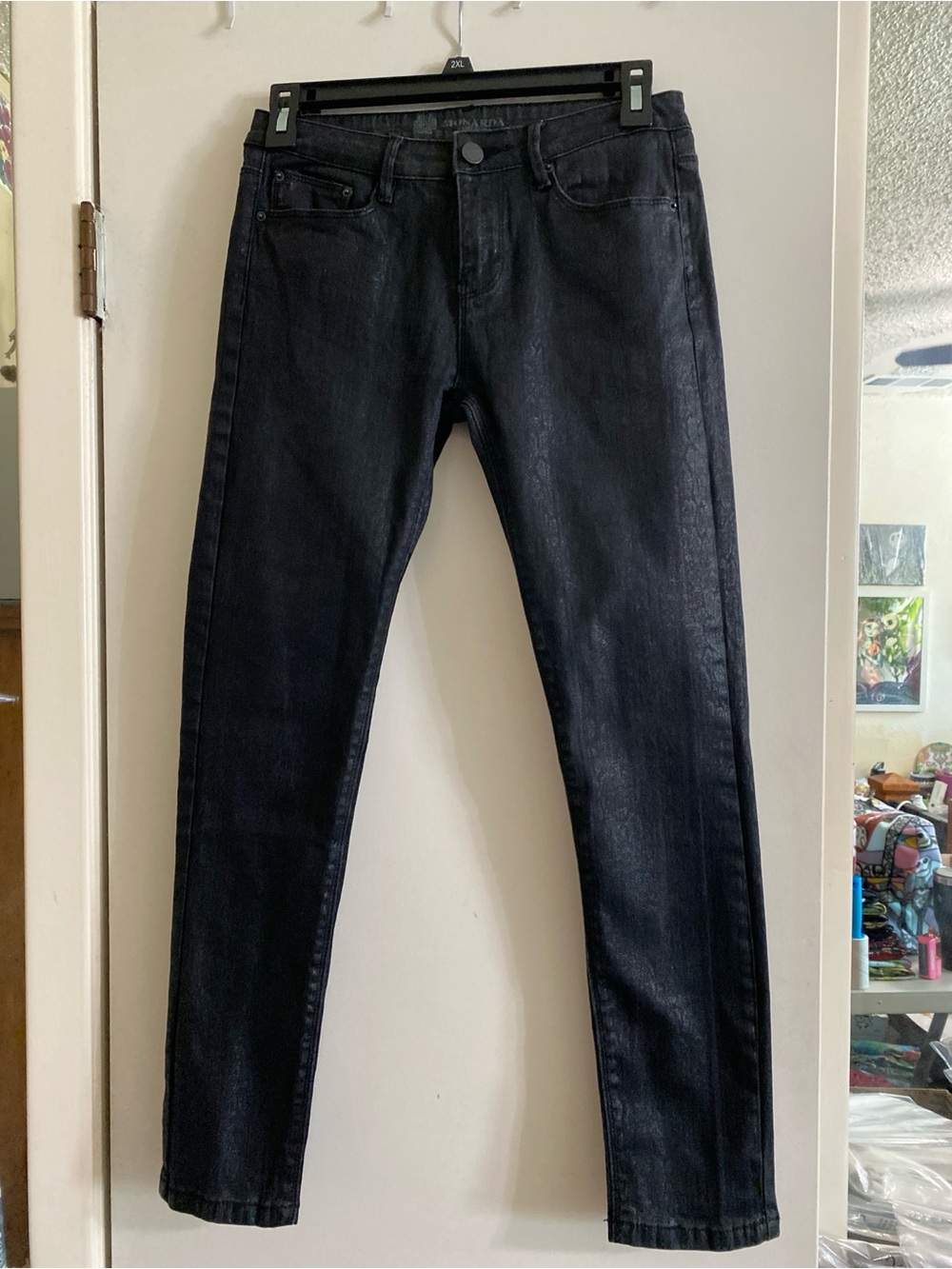 Monarda California women’s black slim jeans
